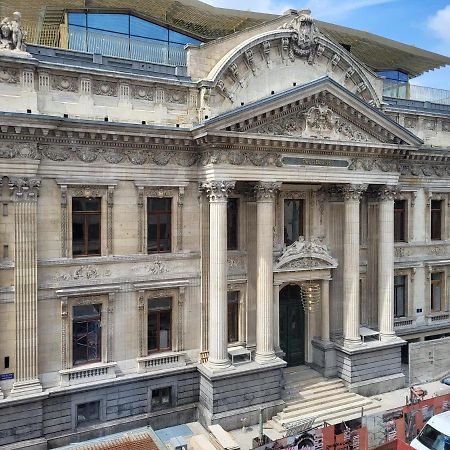 Apartamento Les Pieds a La Grande Place Bruselas Exterior foto