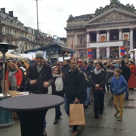 Apartamento Les Pieds a La Grande Place Bruselas Exterior foto