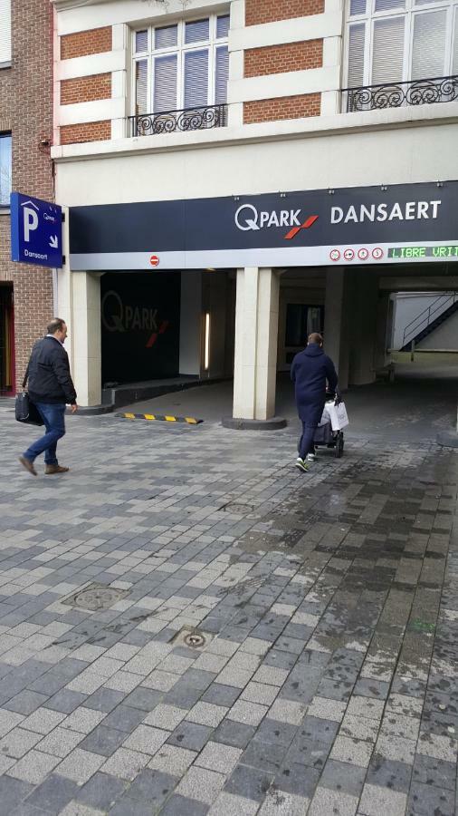 Apartamento Les Pieds a La Grande Place Bruselas Exterior foto